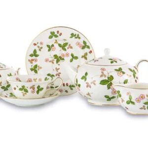 Сервиз чайный Wedgwood Земляника 6 пер 21 пр